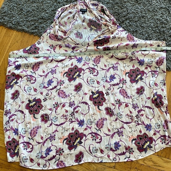 Torrid Satin High Neck Bow Tie Front Halter Top Floral Pink Size 4 - Picture 9 of 14